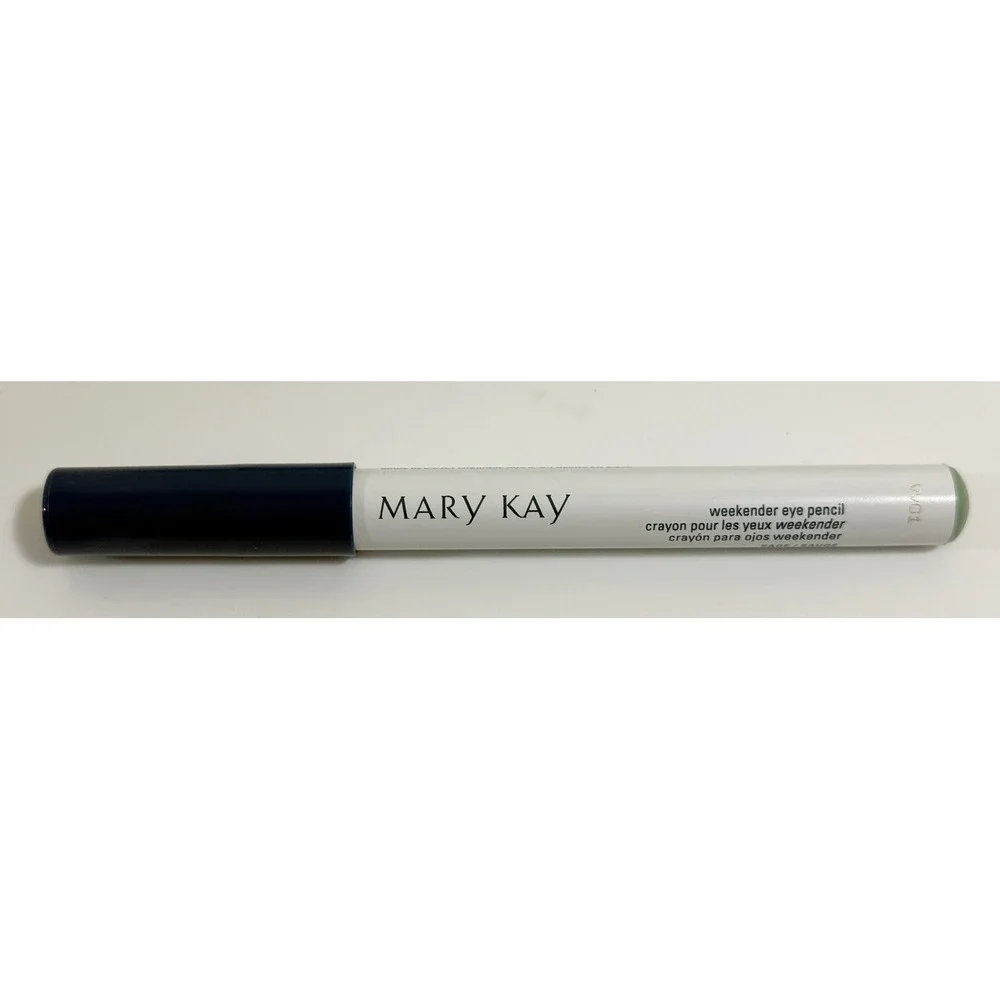 Mary Kay Weekender Eye Pencil Women .08 oz Sage Green with Sharpener